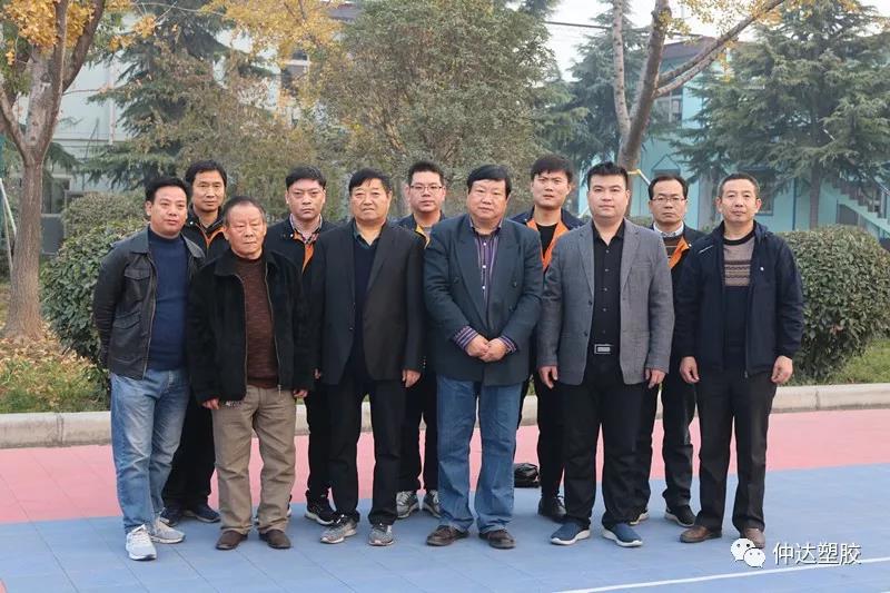 熱烈歡迎河南省塑料協(xié)會段同生會長一行蒞臨仲達塑膠考察指導工作！